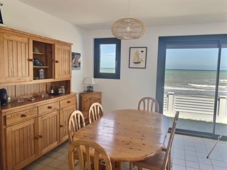 Villa De La Plage, Front De Mer, Juno Beach Bernières-sur-Mer Zewnętrze zdjęcie
