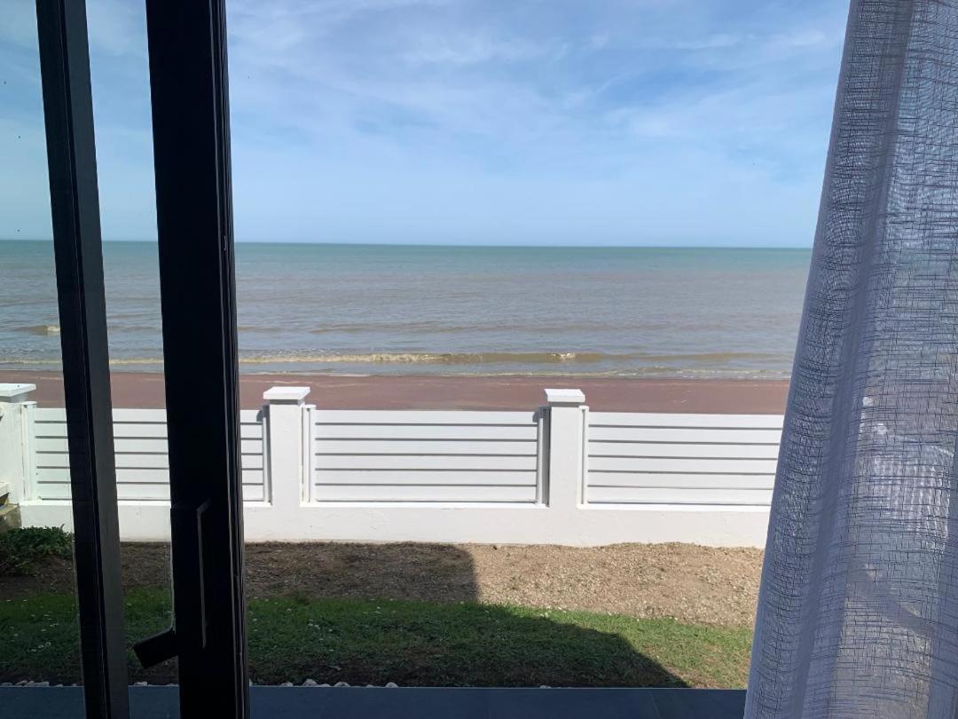 Villa De La Plage, Front De Mer, Juno Beach Bernières-sur-Mer Zewnętrze zdjęcie